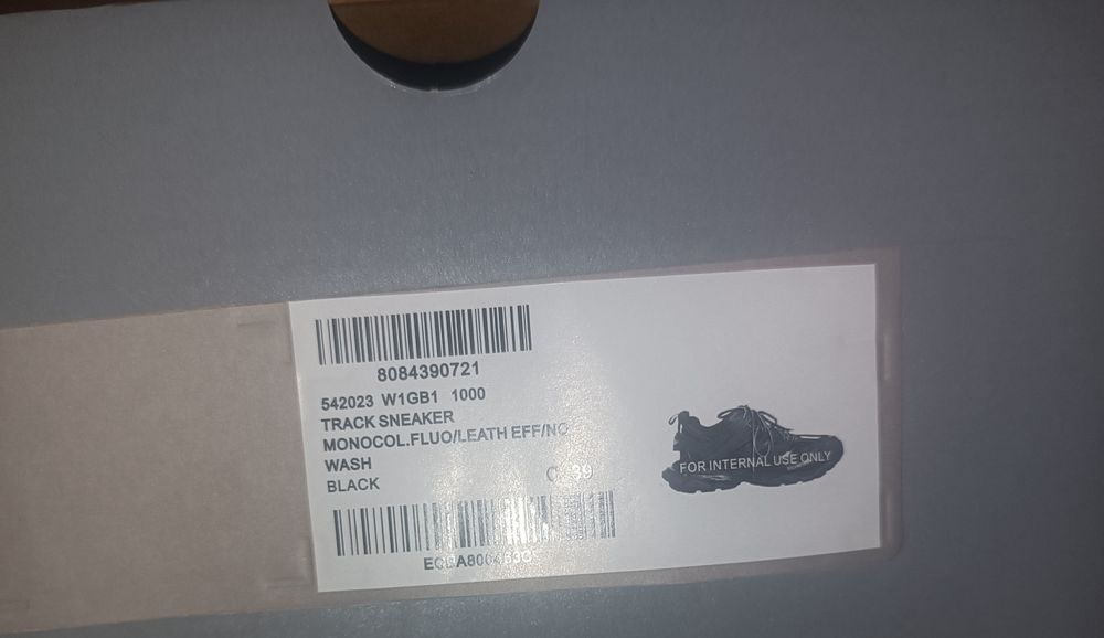 Balenciaga track