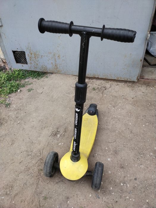 Самокат дитячий.