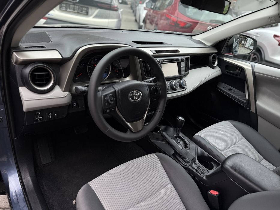 Toyota Rav 4 2013 год 2.5л 4WD Автомат