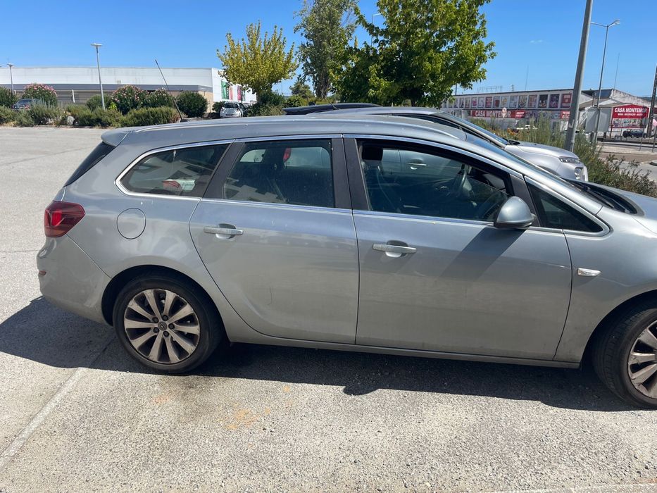 Opel Astra J Sports Tourer