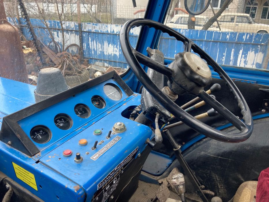 Трактор мтз 80 в гарному стані