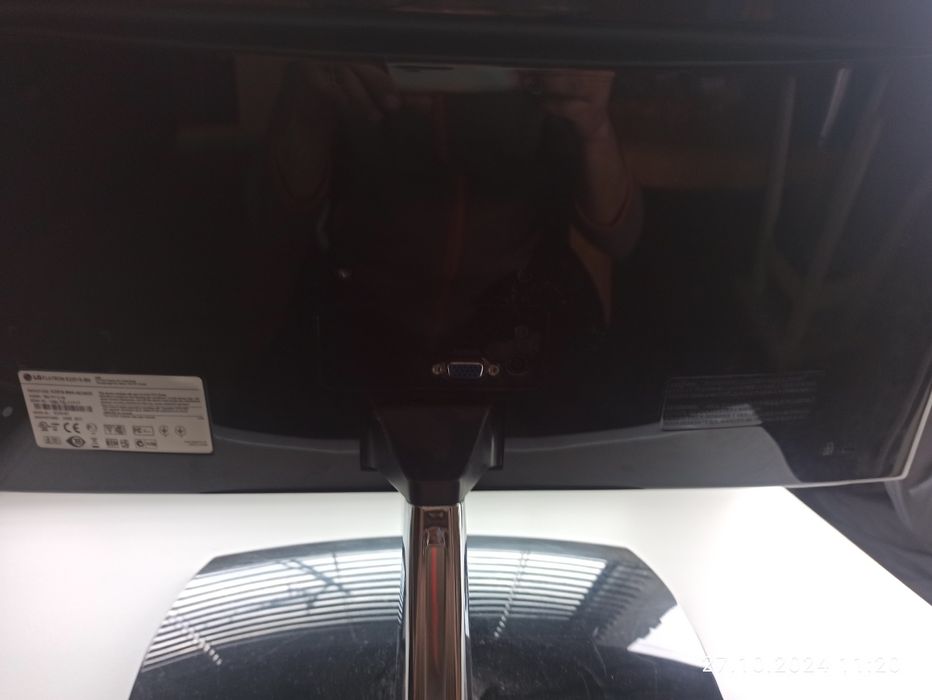 Монитор lg flatron e 2251