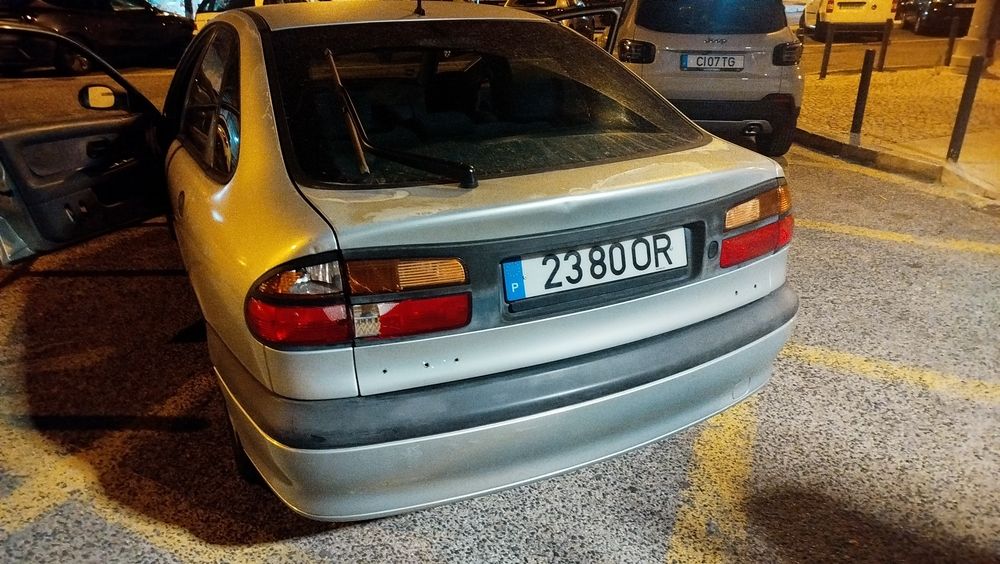 Renault laguna 1600