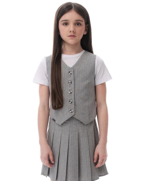 Новий костюм спідниця+ жилетка р 152 Suzie