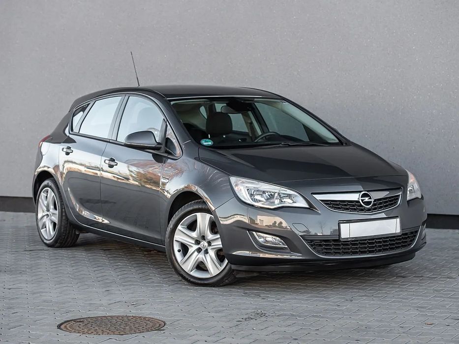 Opel Astra 1.4T 120Km Grzana Kierownica Fotele Tempomat