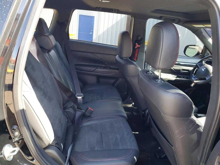 2020 MITSUBISHI OUTLANDER SE