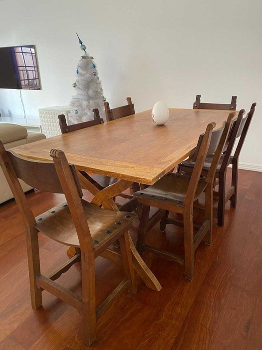 Conjunto de Sala de Jantar | Mesa em Madeira + 6 Cadeiras