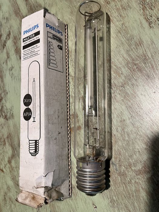 Żarówka Philips Master SON-T Apia Plus Xtra 400 W E40 A++