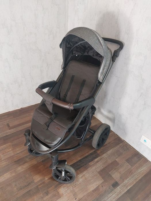 Прогулянкова коляска BubaGo Model One