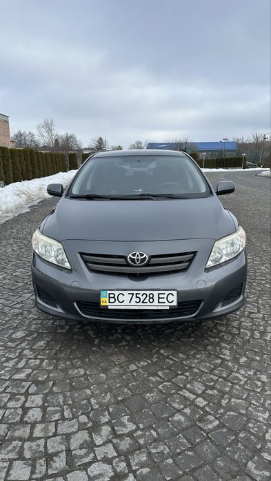 Toyota Corolla 2008, 1.6 газ/бензин.