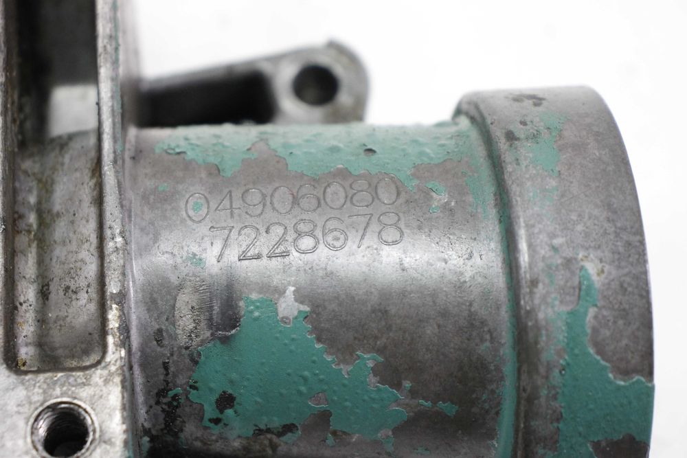 Króciec wody obudowa termos Renault Premium Midlum DXI D7E Volvo FL FE B7R