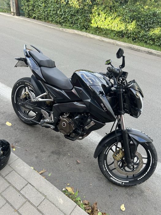 Bajaj Pulsar Ns200
