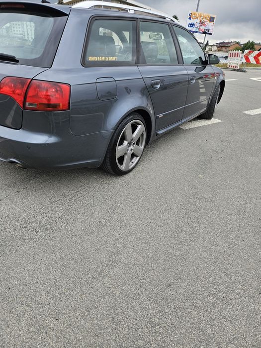 Audi a4b7 s line