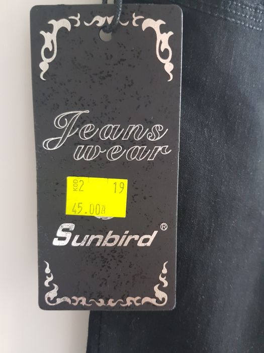 Czarne jeansowe spodnie