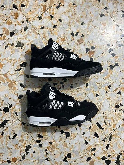 Jordan 4 Retro White Thunder Rozmiar 46
