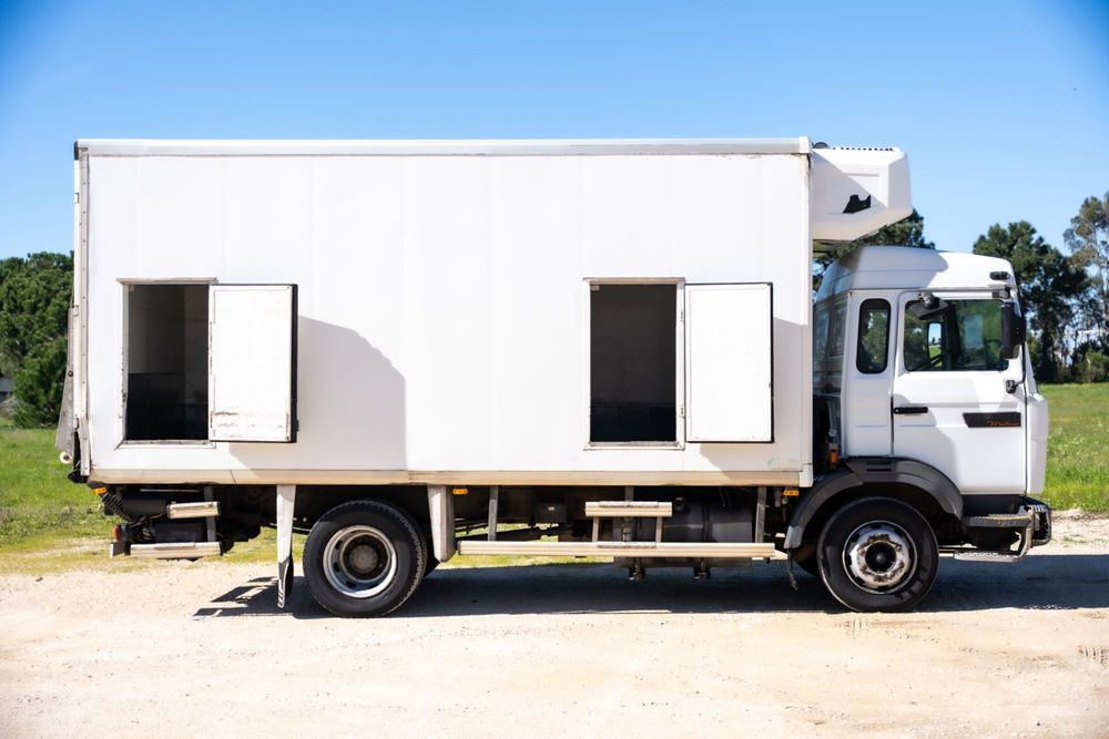 Renault Midliner M150 Frigorífico