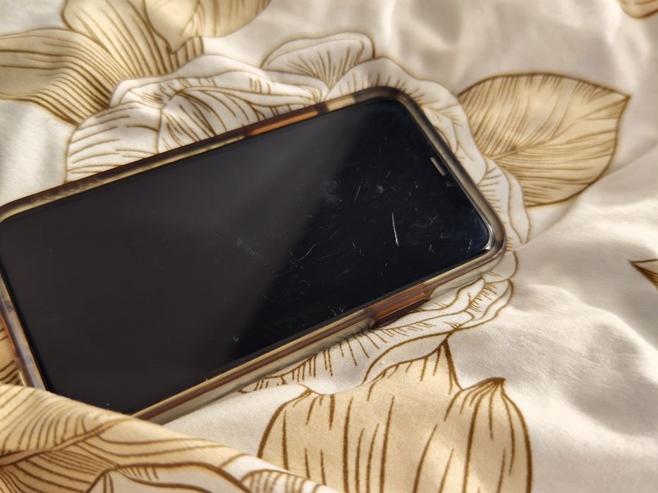 iPhone 11 Pro | Uszkodzony tył | Działa sprawnie