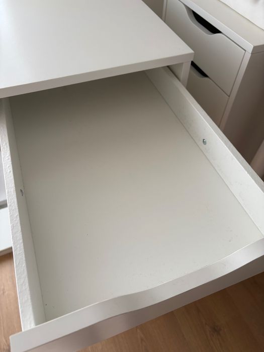 Bloco de gavetas IKEA