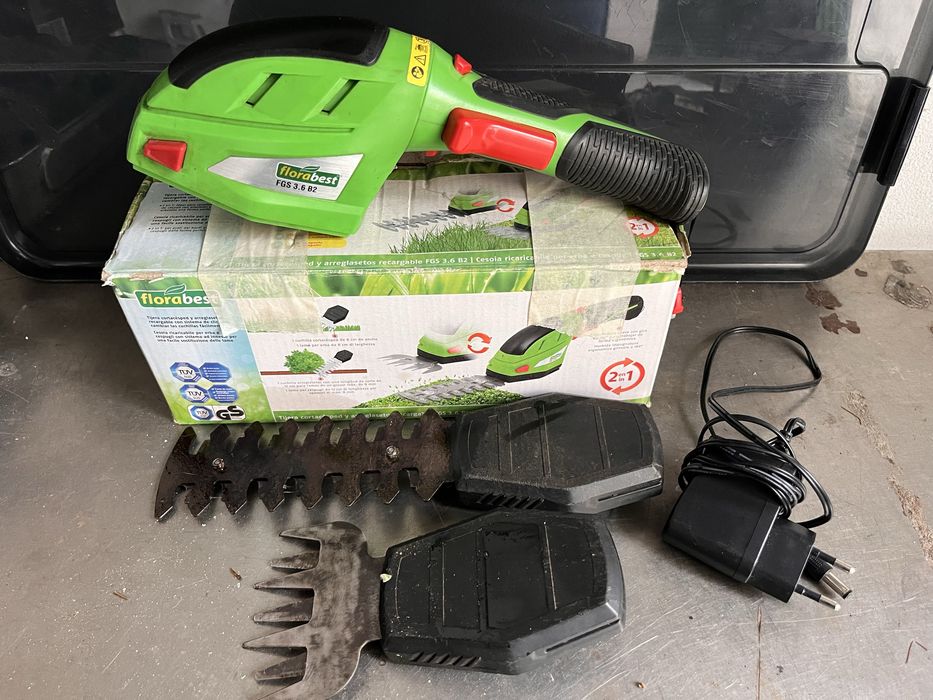 Tesoura poda com bateria e acessorios