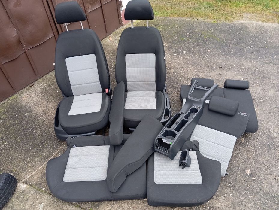 Fotele skoda octavia 2 kombi plus tunel środkowy