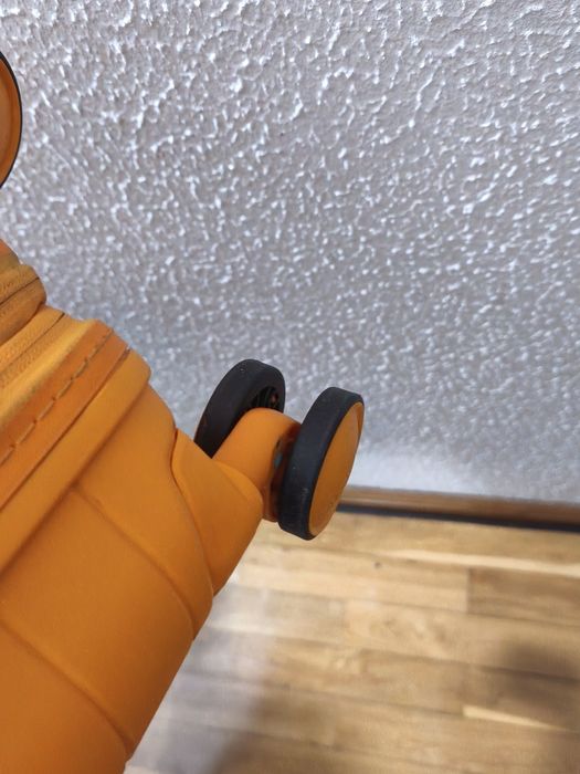 Mala de cabine American Tourister Amarela