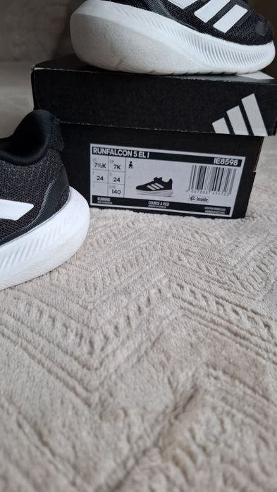 Дитячі кросівки Adidas