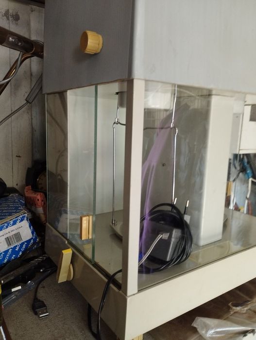 Весы лабораторные