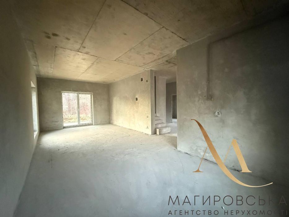Продаж стильного будинку в Зимній Воді. єОселя!