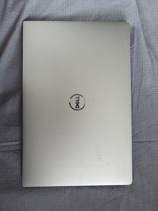 Dell Продам свій ноутбук в хорошому стані !