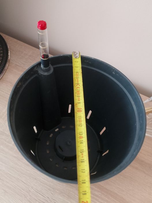 Doniczka do Hydroponiki:)