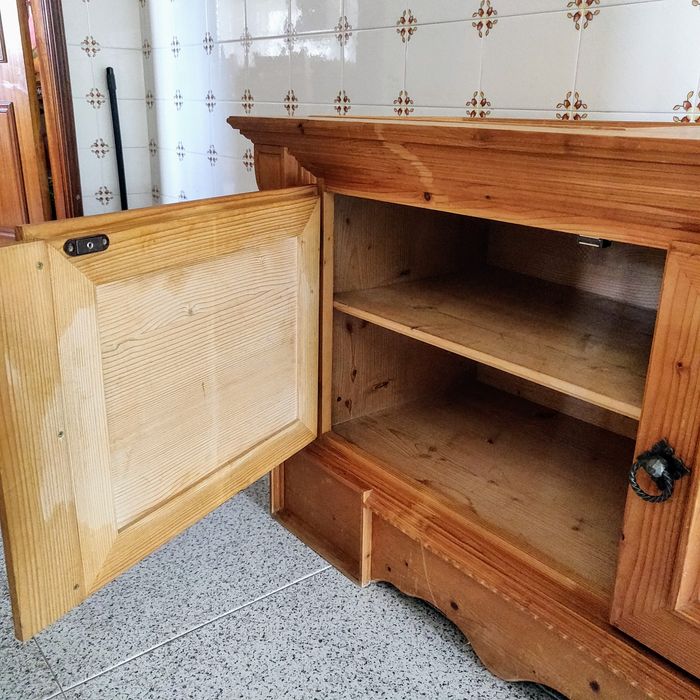 Arca de "madeira Suiça"