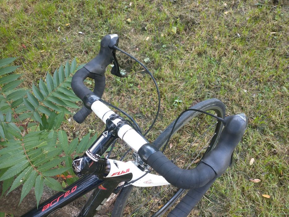 Szosa Fuji Acr 2.0 roubaix koła 28 karbon