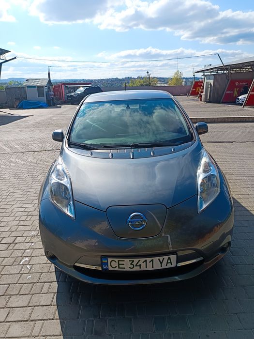 nissan leaf 2014