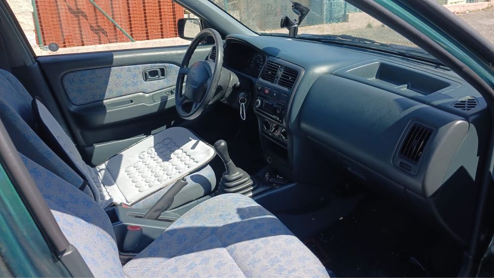 Nissan Almera Verde – Bom estado
