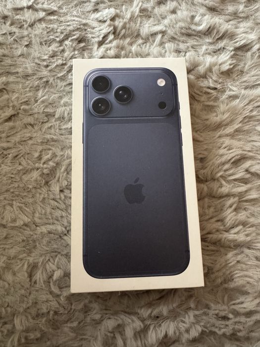 iPhone 17 Pro Max 256gb azul SELADO