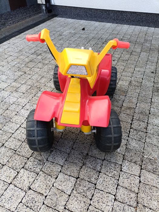 Samochodzik elektryczny dla dziecka