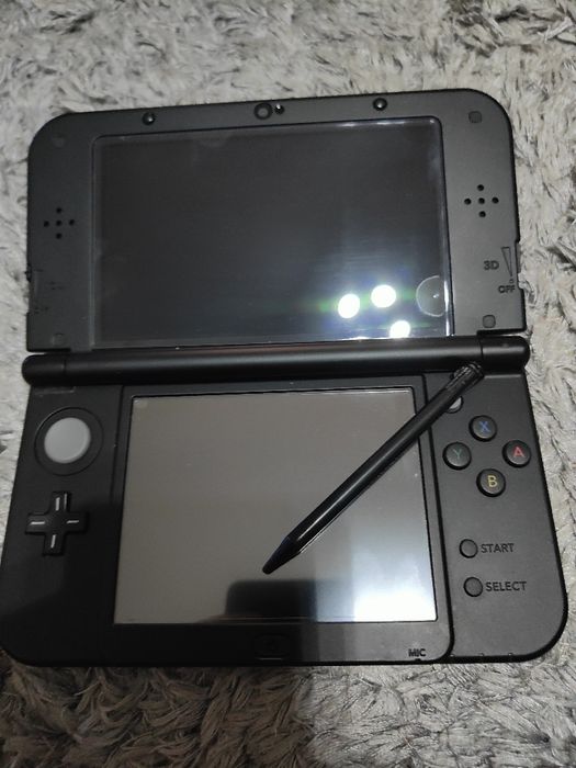 New nintendo 3ds XL Solgaleo/lunala edition