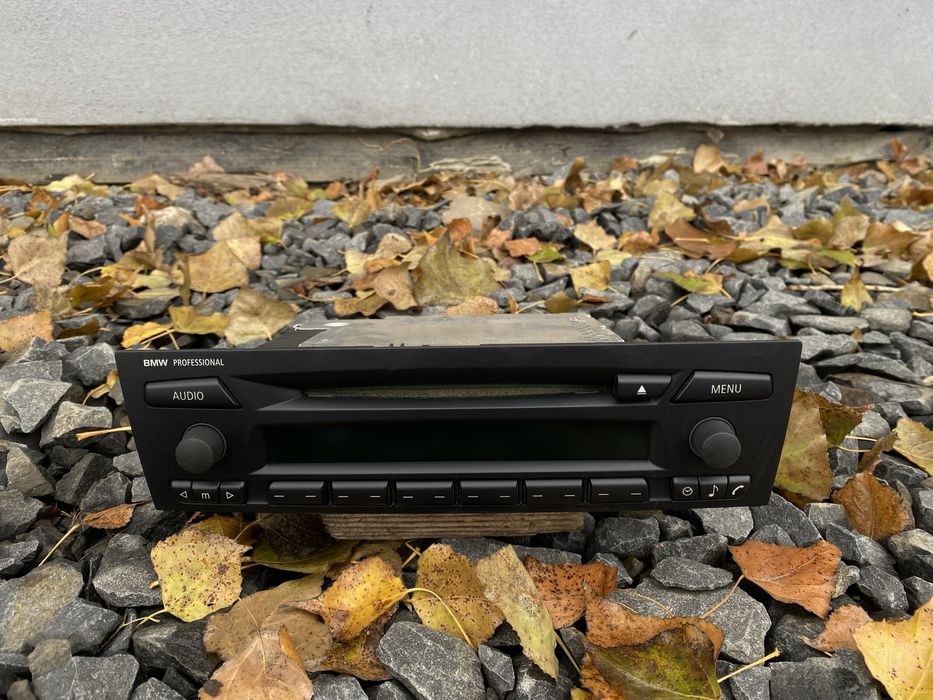 Магнітора БМВ е90 CD-плеєр Штатний магнітофон BMW e90 Шрот Магнітола