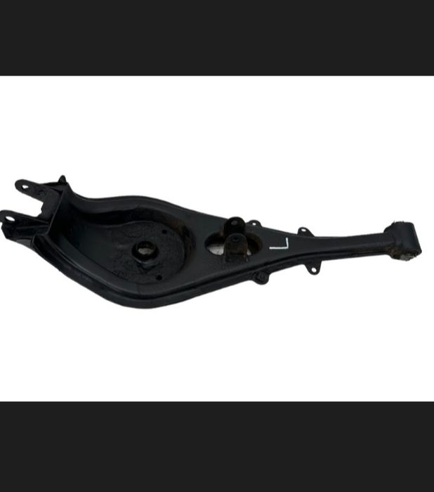 Задний левый рычаг важіль Rover 75