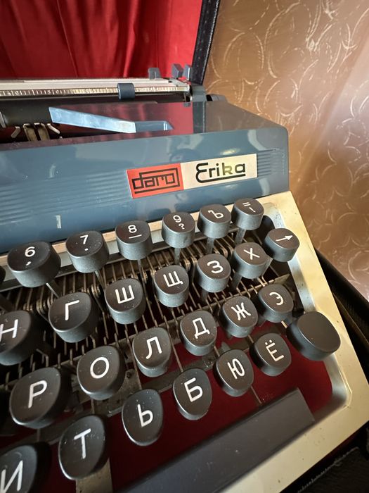 Друкарська машинка Erika 30/40 пишущая