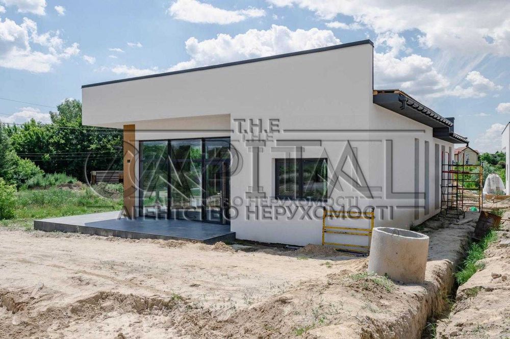 Продаж шикарного будинку Білогородка з червоної цегли , купить дом