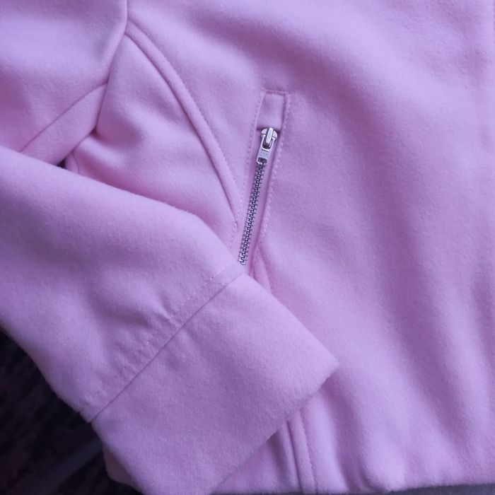 Курточка на дівчинку