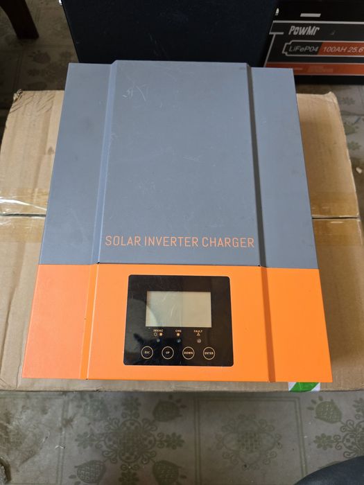 Powmr 24v  3200va