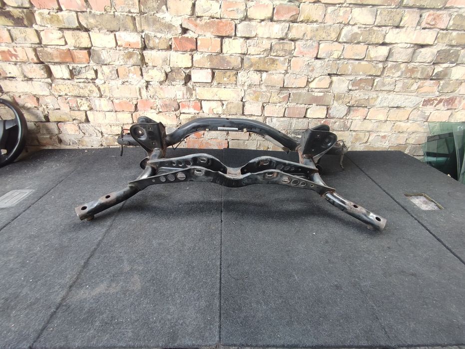 Балка задня Гольф 5 Гольф 6 Шкода Октавіа А5 балка підвіски підрамник