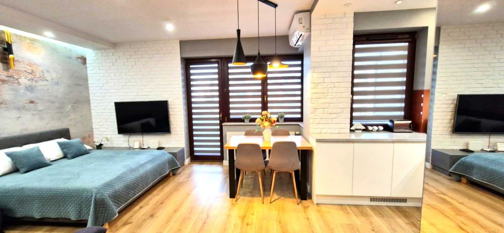 Apartament BLUE CASCADE Dobrego Pasterza, śródmieście, free parking, AQUAPARK. max 4 osoby
