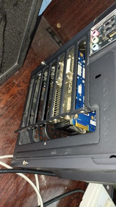 Продам компьютер без жосткого диска