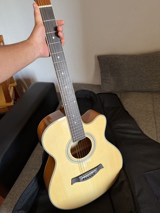 Guitarra acustica