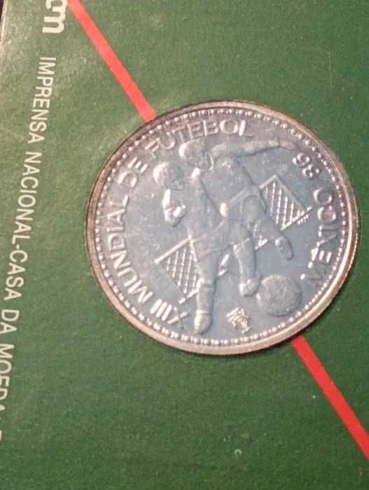 100 Escudos - Futebol México 1986 - Brilhante / Não circulada - Prata*