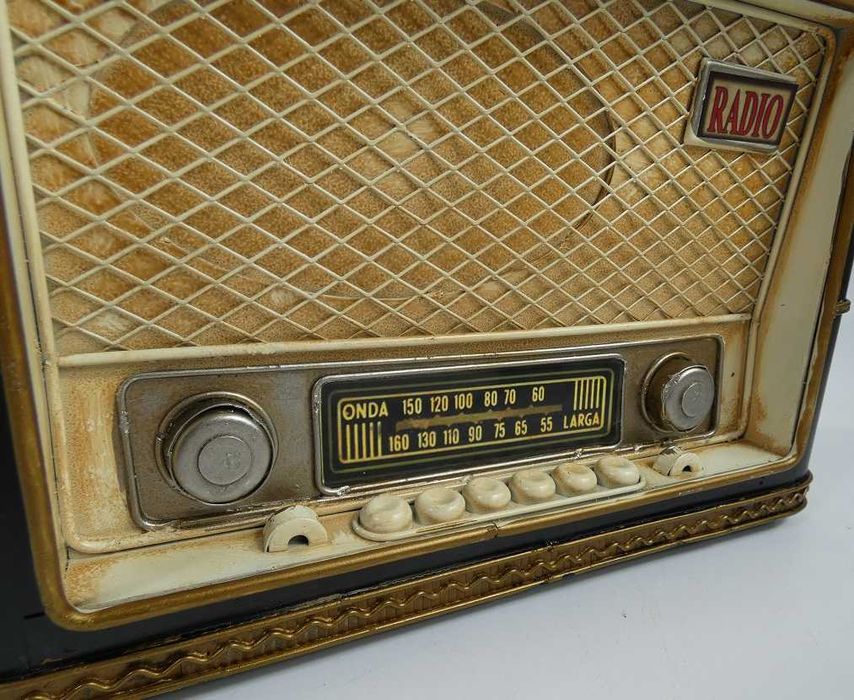 Metalowa SKARBONKA stylizowana na stare RADIO w stylu retro