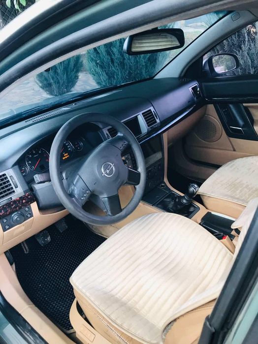 Продам Opel Signum